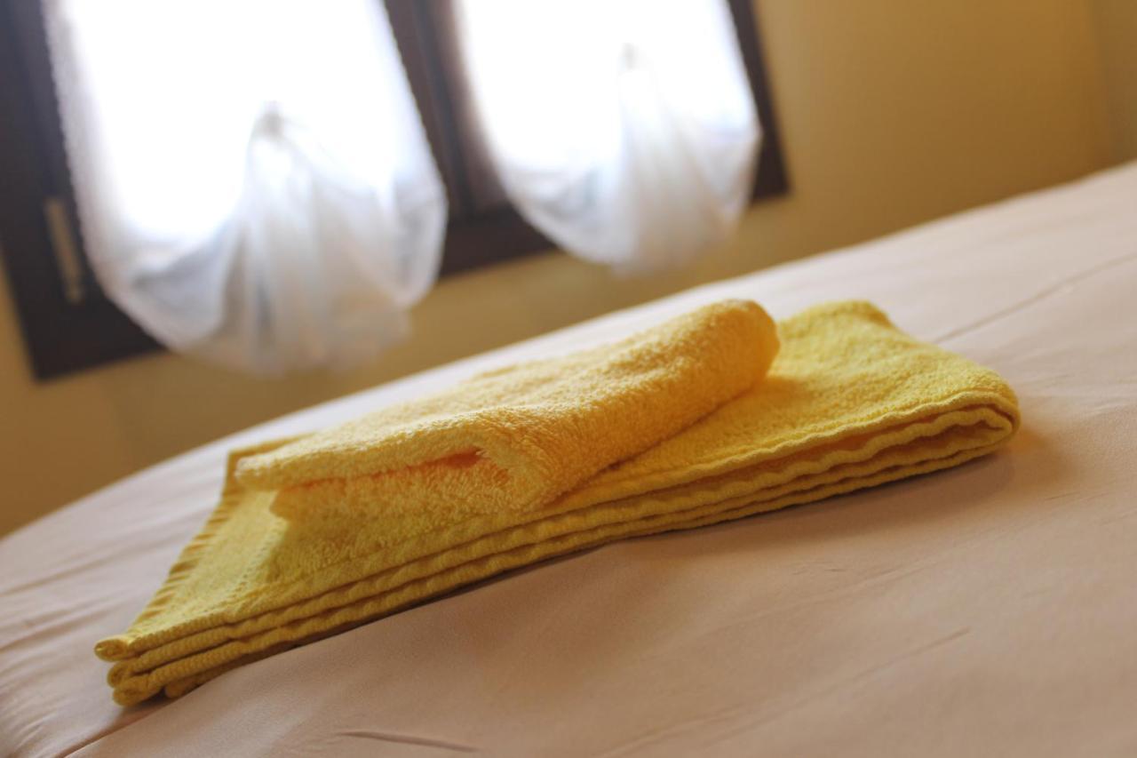Sa Domu Beccia B&B Uras 외부 사진